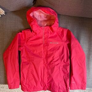 Kid Columbia Raincoat/shell size 7/8